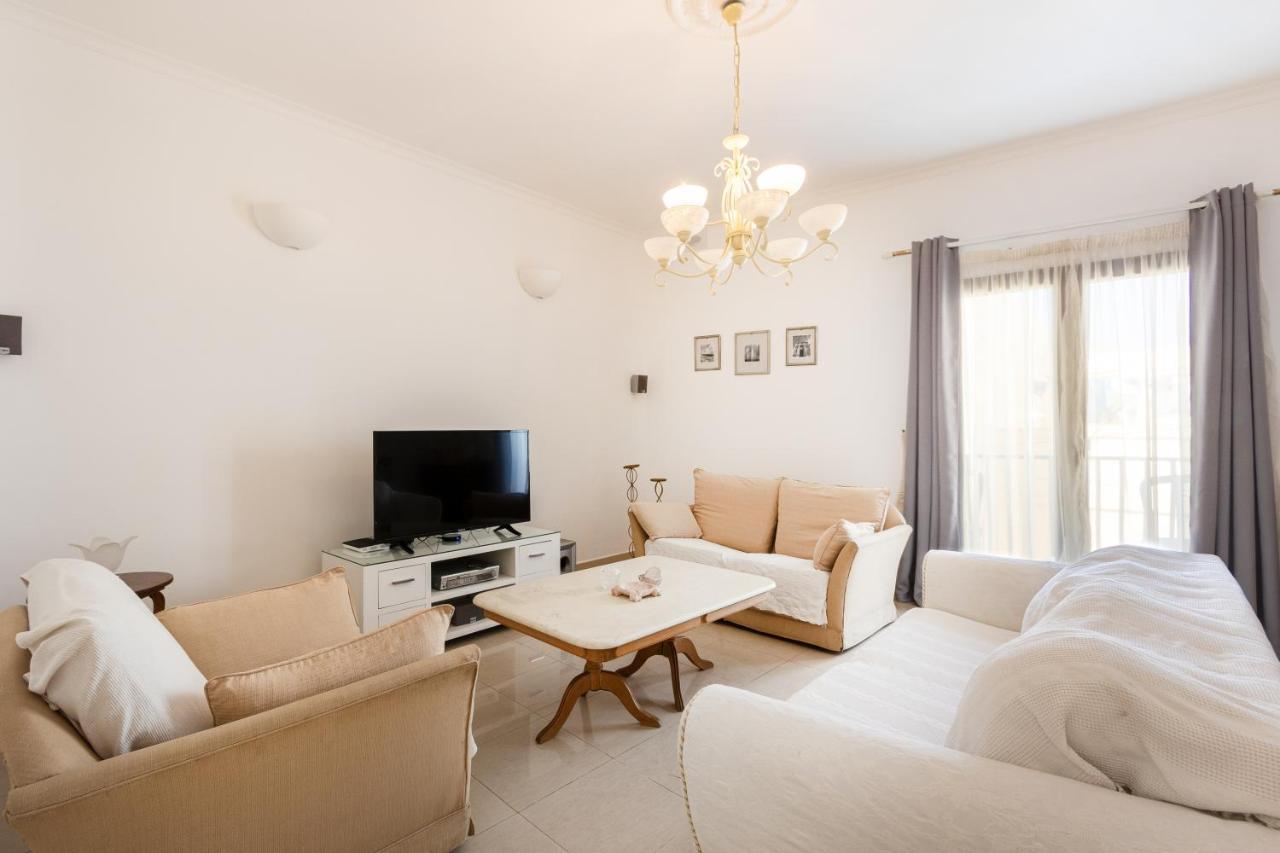 70/2- Spacious & Charming 3 Bedroom Apt In 슬리에마 외부 사진