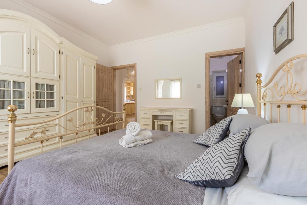 70/2- Spacious & Charming 3 Bedroom Apt In 슬리에마 외부 사진
